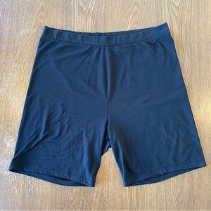 American Eagle Black 7” Bike Shorts